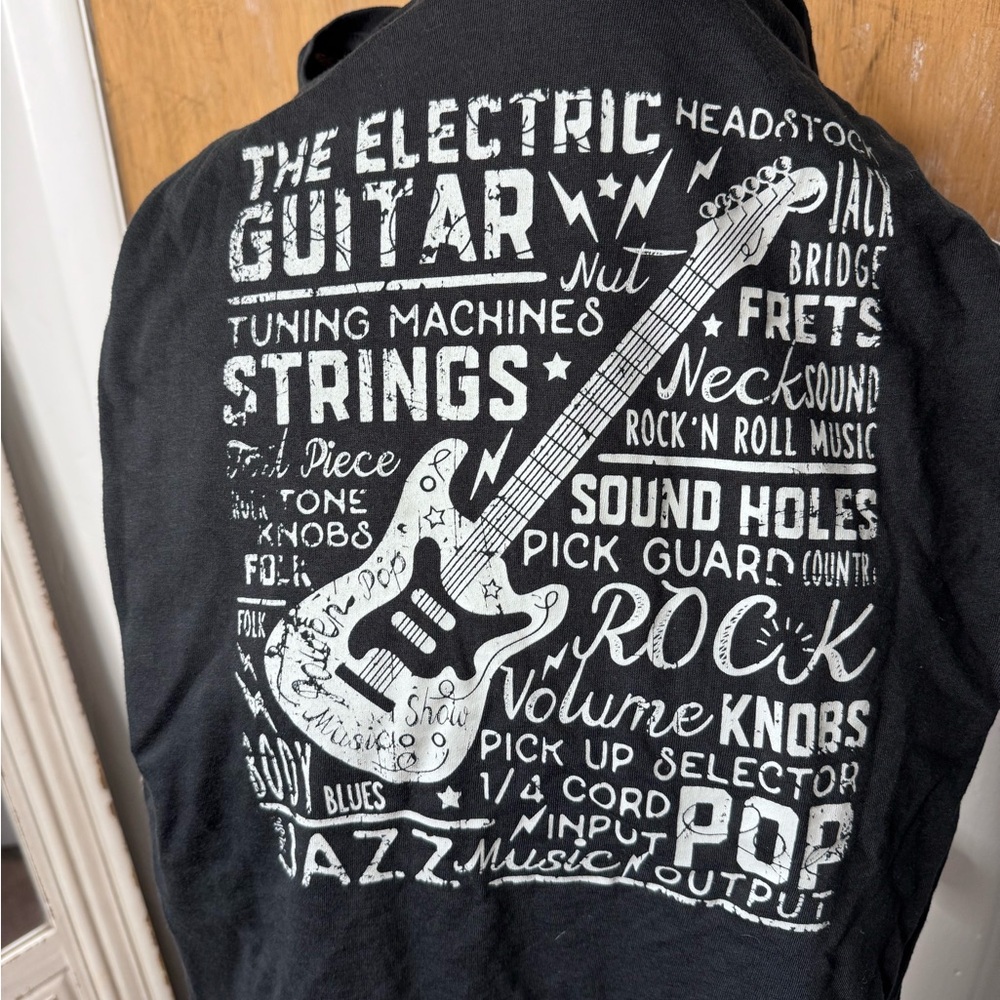 Lularoe Hudson Black Graphic Guitar short sleeve t 2Xl
